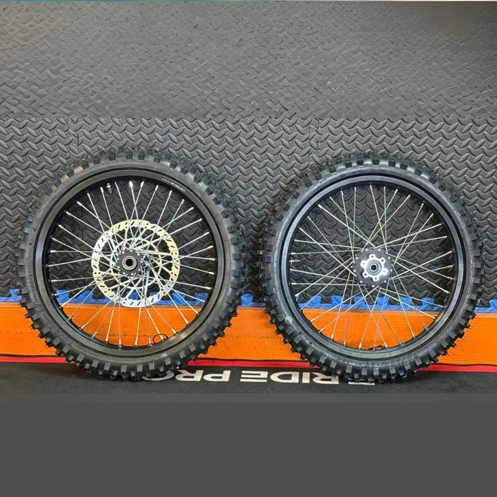 Surron eMoto Wheel Set CST Knobby 17